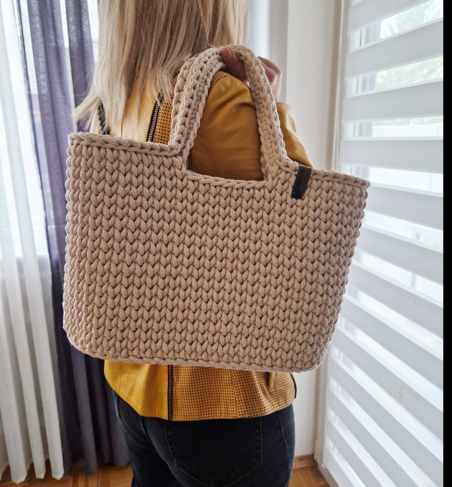 Handmade Shopper in Nude