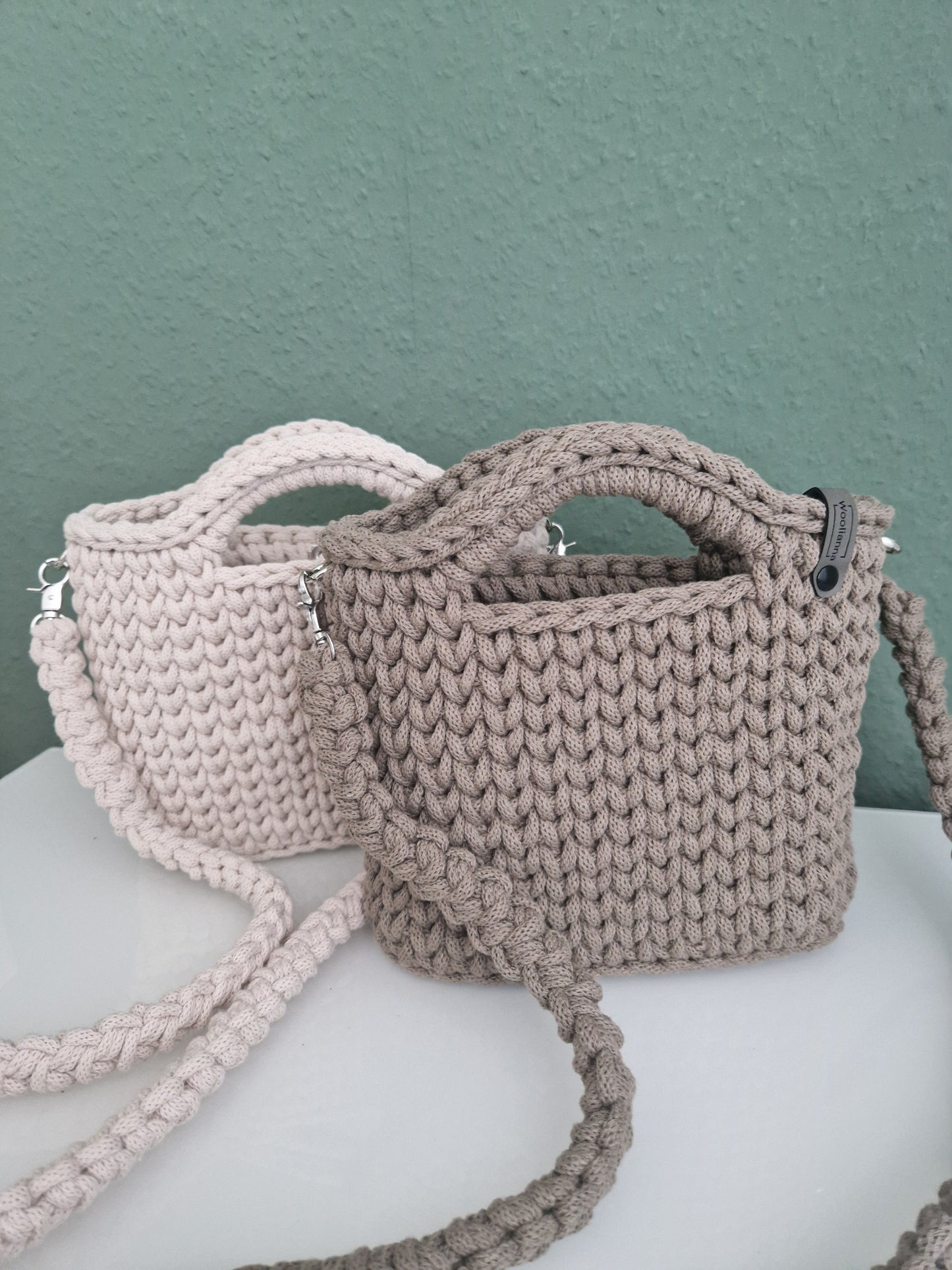 Crossbody Bag • Handtasche